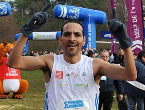 Avec sa grande expérience, Mohamed Serbouti délivre de précieux conseils sur l'alimentation marathon. © Ouest France