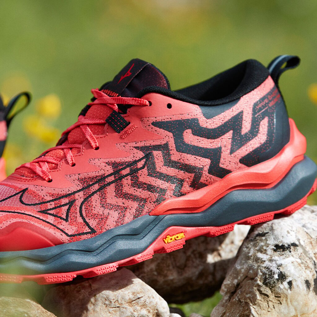 Technologie Mizuno Wave pour le trail running avec technologie rock plate