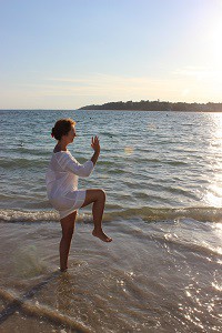 Martine et exercice Qi Gong