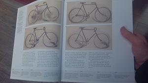 L'intérieur de ce livre vélos de course est d'une qualité supérieure. © Testeurs Outdoor