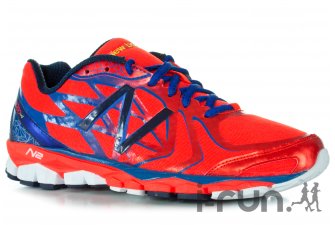 Choisir ses chaussures de running : Ce modèle New Balance nous en met plein la vue, non? © I-Run