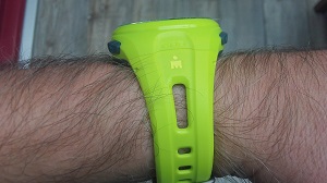 Vous pouvez voir cette montre GPS Timex de profil. © Testeurs-Outdoor